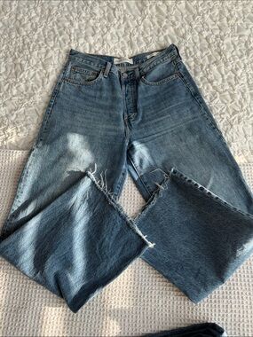Denim Forum 28 cut hem